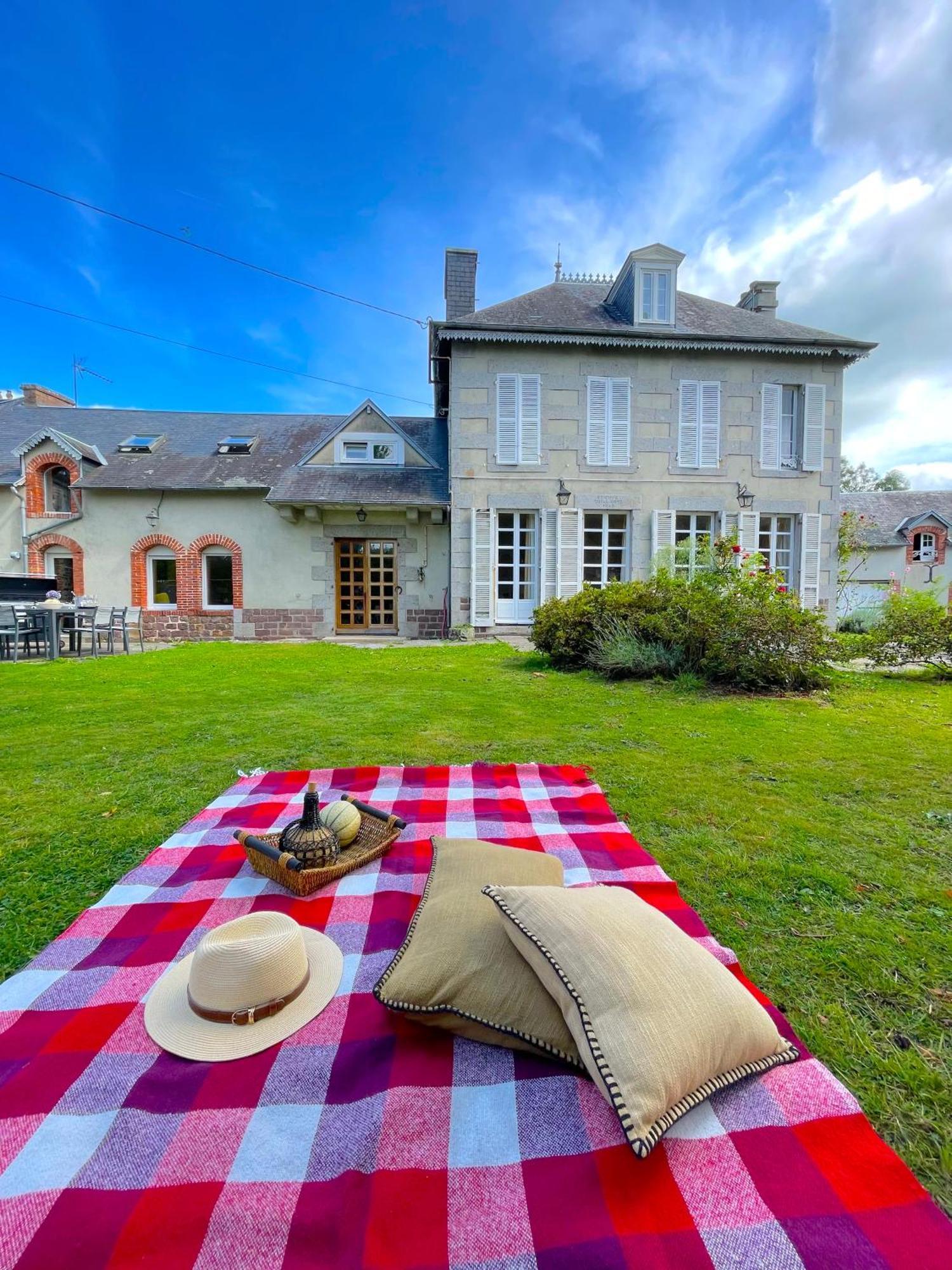 La Maison Gavraise Gavray-sur-Sienne Dış mekan fotoğraf